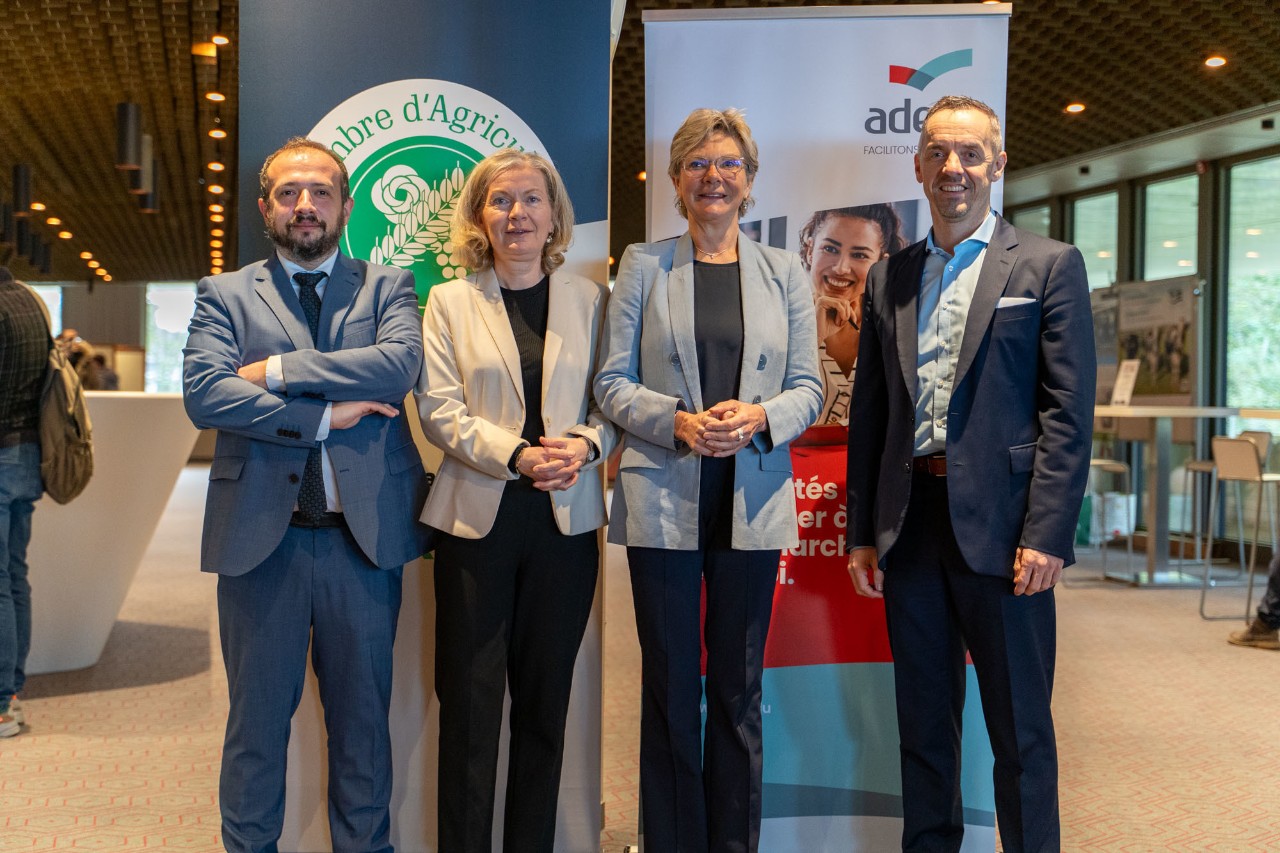 (de g. à dr.) Paul Marceul, directeur de la Chambre d’agriculture; Isabelle Schlesser, directrice de l’ADEM; Martine Hansen, ministre de l’Agriculture, de l’Alimentation et de la Viticulture; Georges Mischo, ministre du Travail