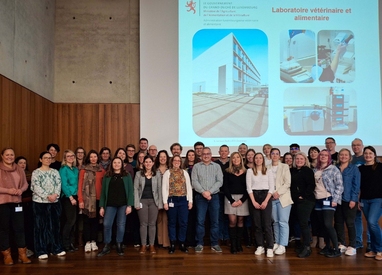 Gründung des Veterinär- und Lebensmittellabors (LVA)